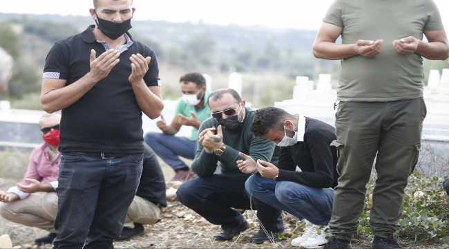 Ankara'da bir otelin 5'inci katından düşerek ölen genç kızın cenazesi Antalya'da toprağa verildi