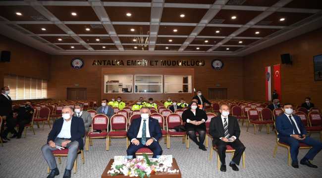 Antalya'da kış dönemi trafik tedbirleri ele alındı