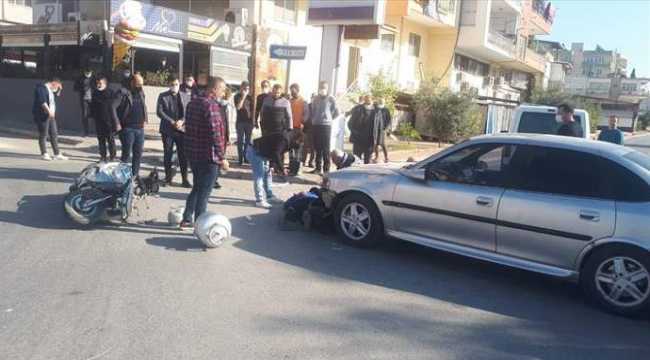 Antalya'da motosiklet ile otomobil çarpıştı: 1 yaralı
