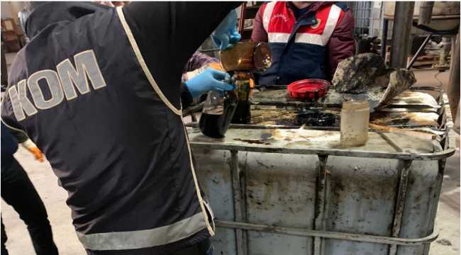 Akaryakıt kaçakçılığı operasyonunda 10 zanlı yakalandı