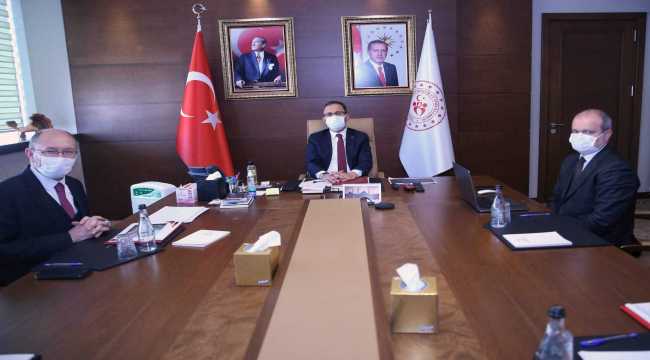 AÜ Rektörü Erdal, Gençlik ve Spor Bakanı Kasapoğlu'nu ziyaret etti