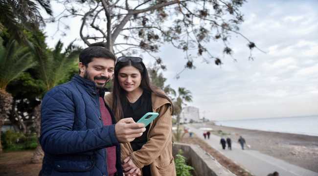 Barselonalı genç kız aşkı için Türkiye'ye taşındı