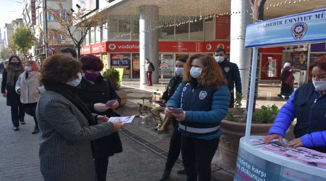 Eskişehir İl Emniyet Müdürlüğü kadınlara KADES uygulamasını tanıttı