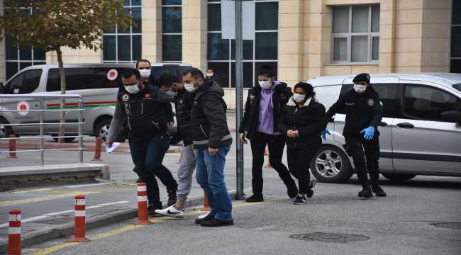 Kadir Şeker'in kurtarmak istediği kadın 900 gram uyuşturucuyla yakalandı