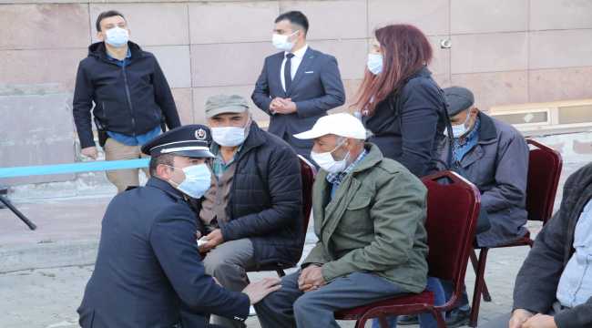 GÜNCELLEME - Yozgat'ta otomobilin devrilmesi sonucu iki polis hayatını kaybetti