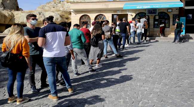 Kapadokya hafta sonunda yerli turistlerin mekanı oldu