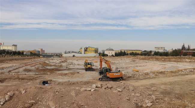 Karaman'da sentetik saha çalışması
