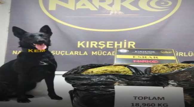 Kırşehir'de patates çuvallarına gizlenmiş 19 kilogram esrar ele geçirildi