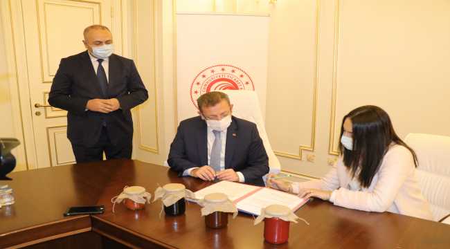 KOOP-DES'ten Çekerek Kadın Girişimi Kooperatifi'ne hibe desteği