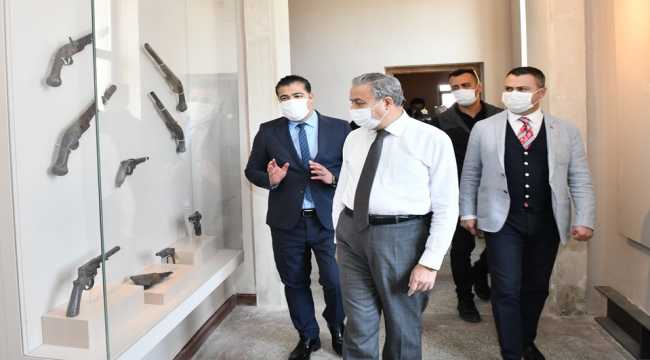 Mersin Valisi Ali İhsan Su'dan Tarsus'a ziyaret