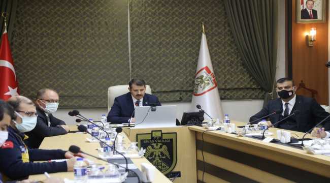 Sivas Valisi Ayhan'dan 