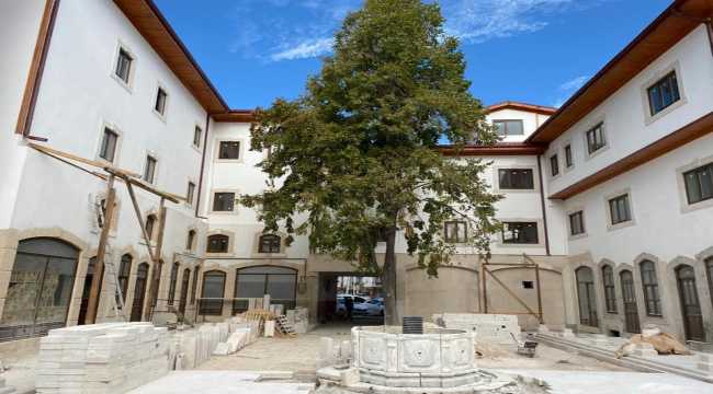 Tarihi Rüştü Bey İşhanı'ndaki restorasyon çalışmalarında sona yaklaşılıyor