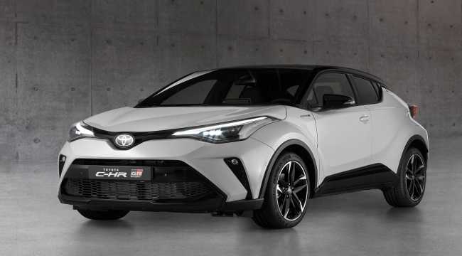 Toyota’nın sportif GR Sport ürün gamına C-HR de katıldı