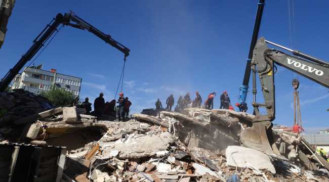 Türkiye İzmir için tek yürek
