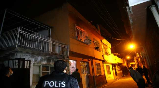 Adana'da anne ve babasını bıçakla rehin alan kişi gözaltına alındı