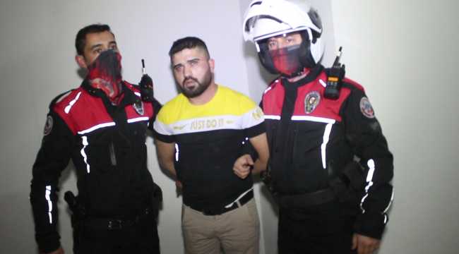 Çalıntı otomobille polisten kaçmaya çalışan şüpheliler yakalandı