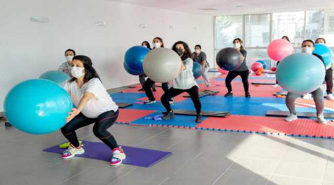 Adana'da kadınlar için belediyeden spor etkinliği 
