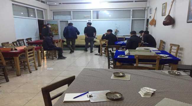 Kahvehanede mum ışığında kumar oynadıalr! 100 bin lira ceza