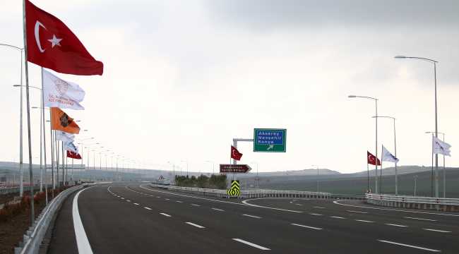 Ankara-Niğde Otoyolu'nun tamamı hizmete girdi