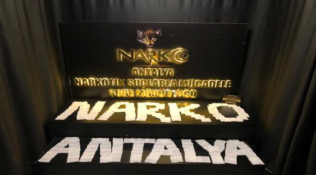 Uyuşturucudan yakalanan 2 zanlıdan biri tutuklandı