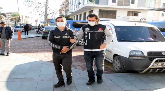 Antalya'da uyuşturucu operasyonunda yakalanan kişi tutuklandı