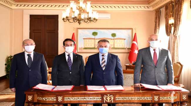 Mersin'de define arayan 2 şüpheli kazı yaparken suçüstü yakalandı