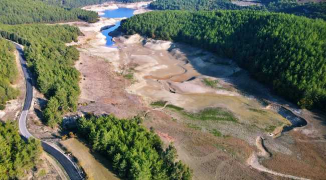 Arslantaş Baraj Gölü'nde su seviyesi düştü 