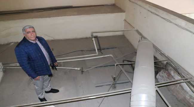 Ekmek fırınının odun ateşi belediyeyi ısıtıyor