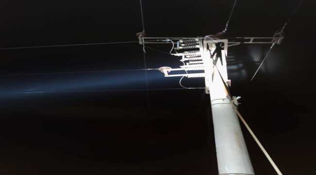 Eskişehir'de trafodan kablo çalarken akıma kapılan 4 kişiden 1'i öldü, 3'ü yaralandı