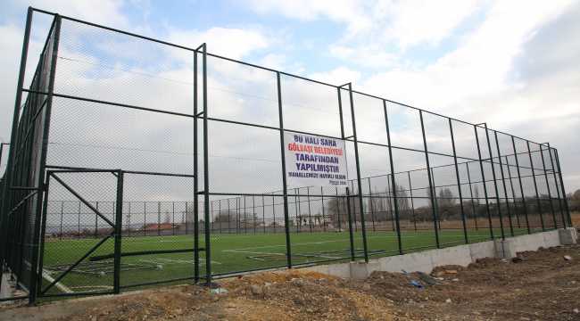 Gölbaşı Belediyesi dört futbol sahasının yapımını tamamladı