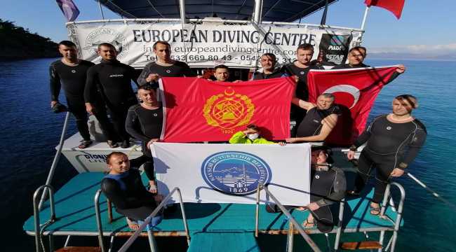 Gönüllü dalgıç adayları Muğla'da eğitime katıldı