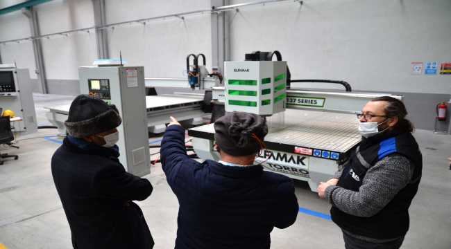 Güney Afrika ve Rusya'da üretilen uçak ve kamyon parçaları, Türk CNC tezgahından geçiyor