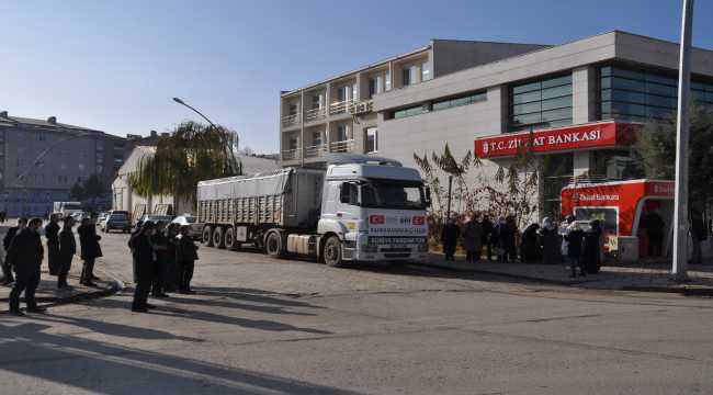 İHH'nin yardım tırları Suriye'ye gönderildi