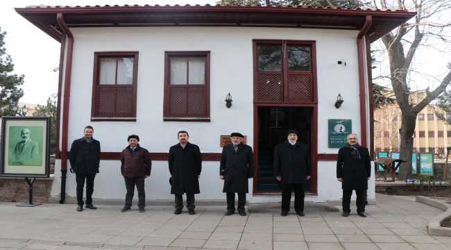 İstiklal şairi Mehmet Akif Ersoy, vefatının 84'üncü yılında Taceddin Dergahı'nda anıldı