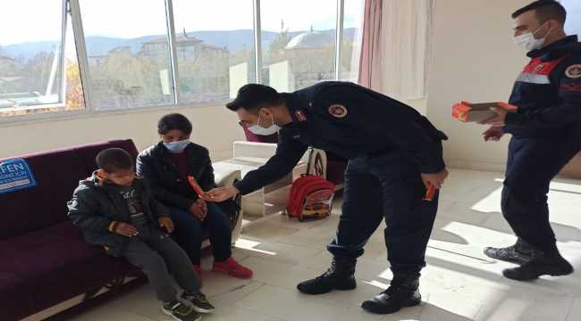 Jandarmadan engelli bireylere ziyaret