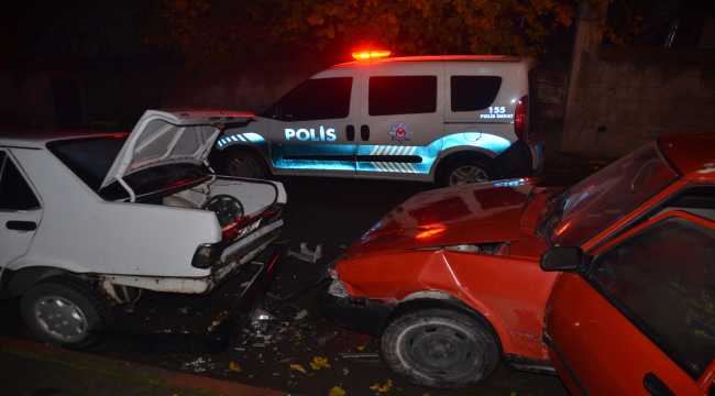 Kahramanmaraş'ta ehliyetsiz ve alkollü sürücü 3 araca çarptıktan sonra yakalandı