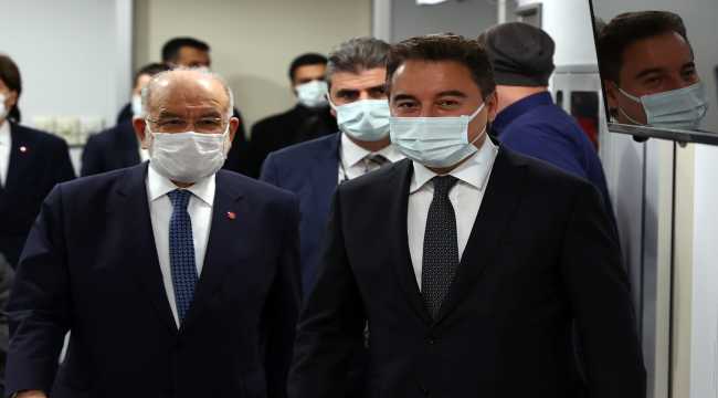 Karamollaoğlu, Babacan'ı ziyaret etti