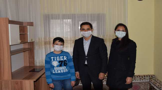 Karapınar'da kaymakamlıktan öğrencilere destek