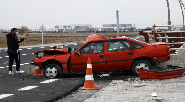 Kayseri'de iki otomobil çarpıştı: 2 yaralı