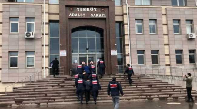 7 yıl önceki cinayet gözlük parçası ve ilaç kutusu yardımıyla aydınlatıldı