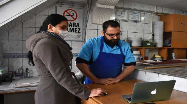 Konya'da etli ekmek ustaları, AA'nın 