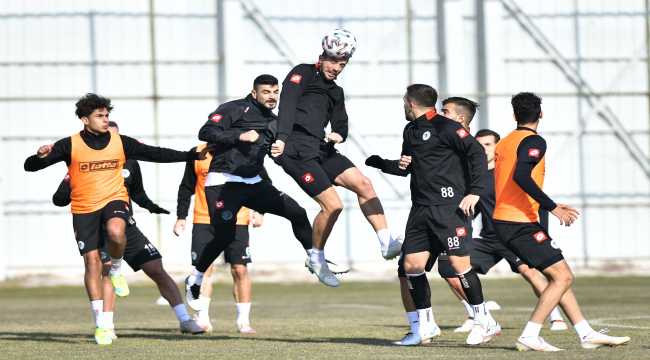 Konyaspor'da Büyükşehir Belediye Erzurumspor maçı hazırlıkları