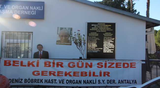 Kurduğu dernekle 26 yıldır nakli bekleyen böbrek hastalarına umut veriyor