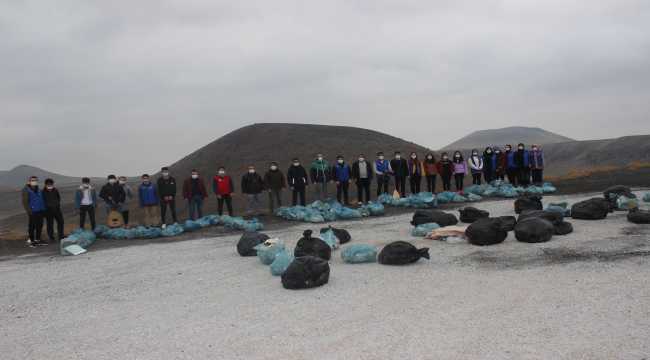 Meke Gölü'nde çevre temziliği
