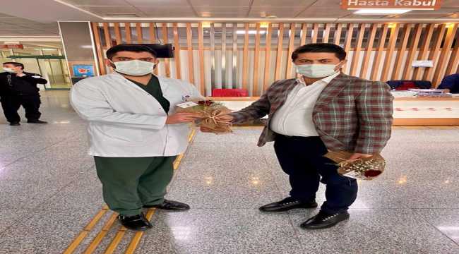 MHP'den sağlık çalışanlarına moral desteği