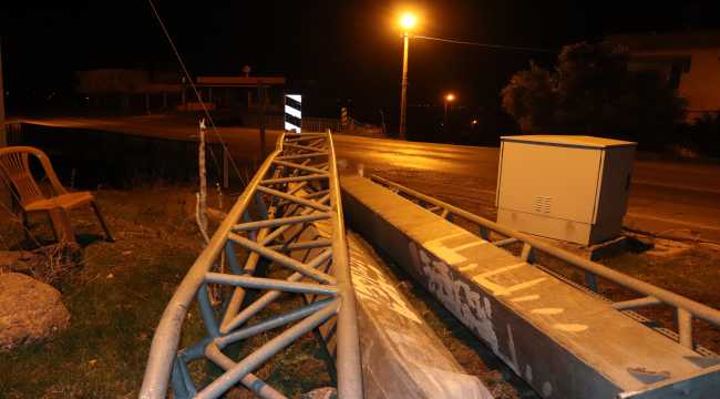 Osmaniye'de PTS direğine çarpıp kaçan tırın sürücüsü yakalandı