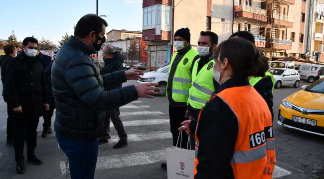 Sivas Valisi Salih Ayhan: 