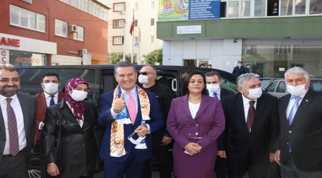 Türkiye Değişim Partisi Genel Başkanı Sarıgül, Adana'da partililerle buluştu: