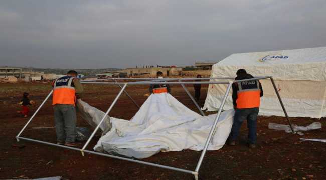 Türkiye'den İdlib'deki sel felaketi mağdurlarına yardım eli