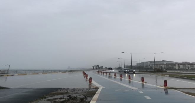 Antalya'da sağanak etkili oldu